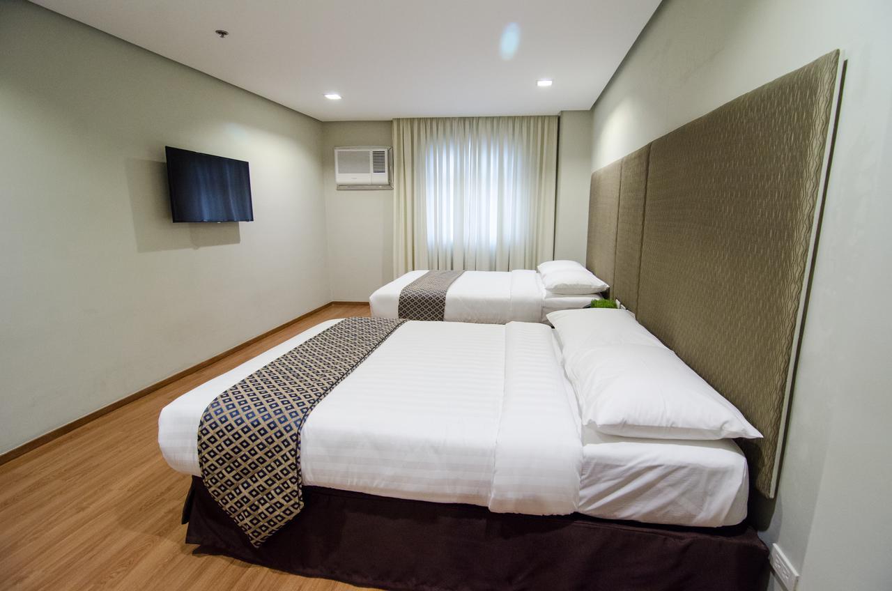 Madison Hotel Phl Илоило Экстерьер фото